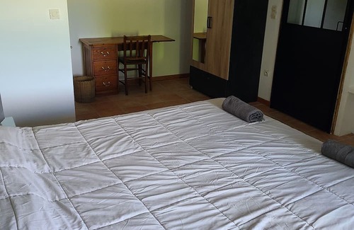 Brives-sur-Charente Bed & Breakfast | Les Roses Chambre Avec vue sur Jardin