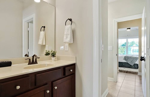 Fairburn House | Roomy Retreat | Luxurious, Spacious, & Convenient
