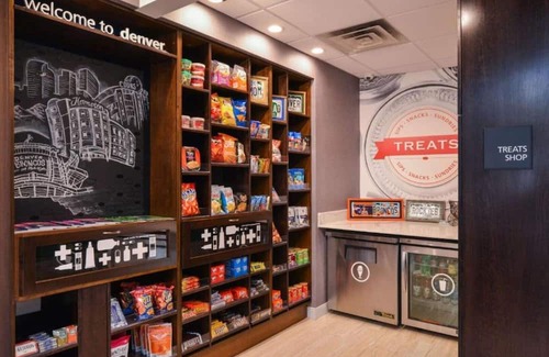 Highland House | Sports, shopping, and concerts in Denver!