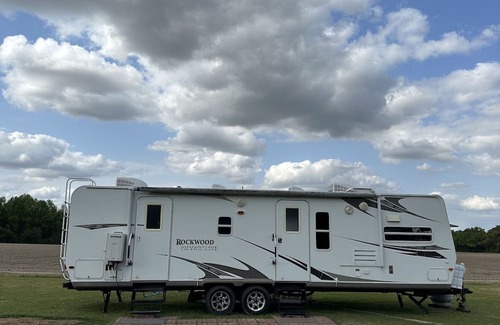 Snow Hill House | Cozy RV in Snow Hill