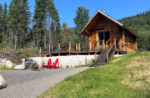 Sainte Rose du Nord Ski Chalet | Le Boréal