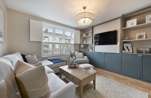 Earlsfield House | Family House with large garden