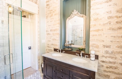 Lampasas Other | Charming farmhouse with 4 bedrooms and breathtaking views on a quiet ranch.