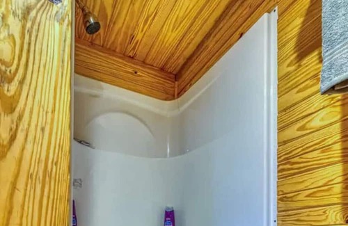 Rogersville House | 238) Perfect for couples!