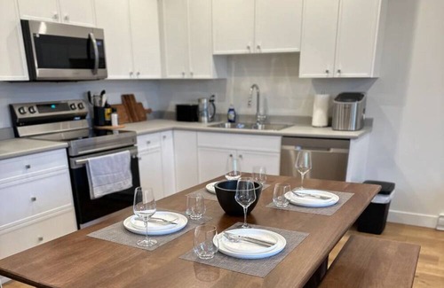 Kamloops Apartment | New beautiful quiet suite in Juniper Ridge. Very luxurious!