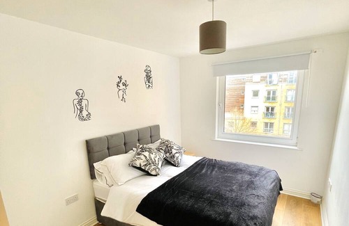 Brixton Apartment | Discover Modern Urban Living in the Heart of Brixton