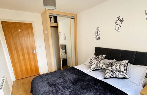Brixton Apartment | Discover Modern Urban Living in the Heart of Brixton