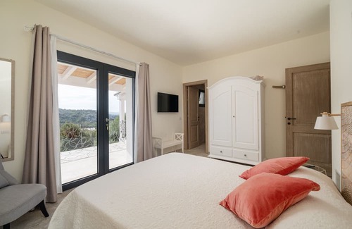 Arzachena Villa | Villa Li Camini - country retreat with private pool