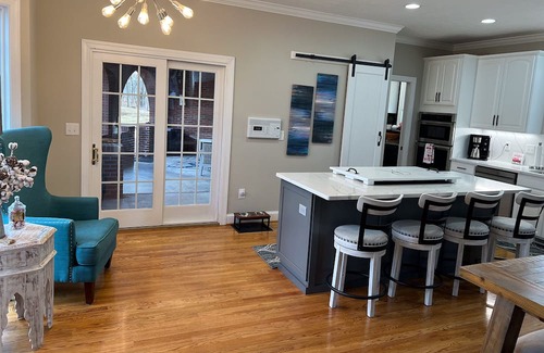 Blacksburg House | This house is a 4 bedroom(s), 4.5 bathrooms, located in Blacksburg, VA.
