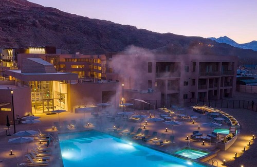Moab Resort | Easter Jeep Safari Amazing Resort Close to all the Activities with all amenities