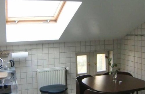 Berliner Vorstadt Apartment | Fairytale forest house with sauna