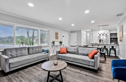 Boulevard Heights House | Southern Charm: Spacious 4BR Retreat with Pool