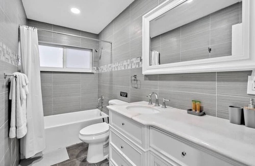 Boulevard Heights House | Southern Charm: Spacious 4BR Retreat with Pool