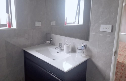Papatoetoe House | Room available <> Close to Airport & all amenities