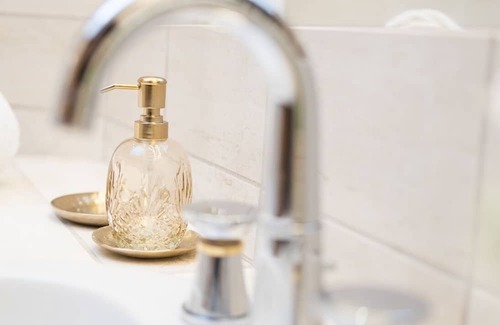 Dansaert Apartment | Chic Penthouse Grand-Place