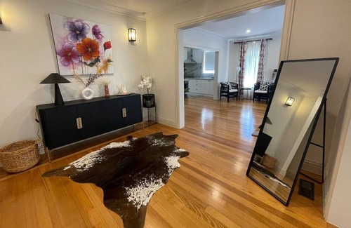 Balwyn House | Unbeatable Convenience & Comfort