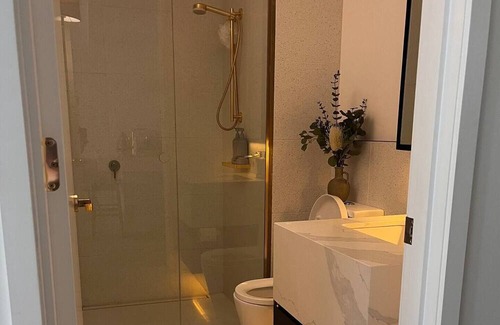 Albert Park Apartment | Newly furnished Apartment in South Melbourne