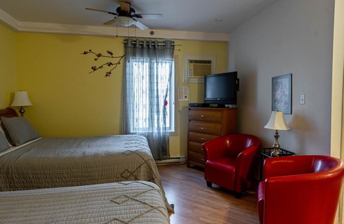 Mauricie Apartment | 232 Space for Family Adventure