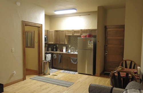 Bismarck Apartment | Downtown apartment #5