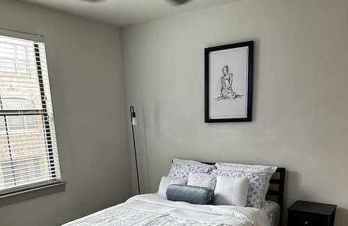 Colleyville Apartment | Euless Quiet Getaway Near DFW Airport with Free Parking.