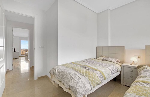 Pueblo Mascarat Apartment | Apartment 'Oasis Beach Lll' with Sea View, Wi-Fi and Air Conditioning