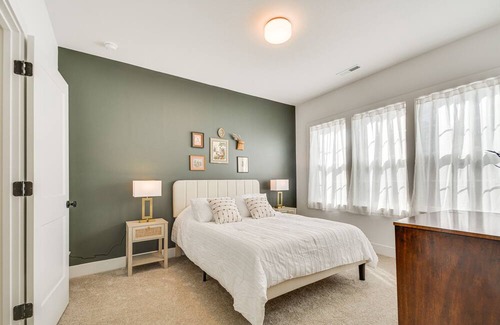 North Raleigh House | Modern Raleigh Home < 9 Mi to Downtown!