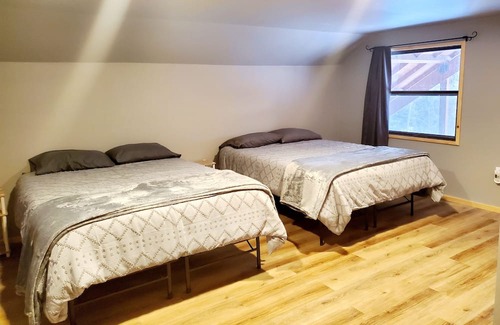 Seeley Lake House | Fly Fishing, Hunting, Snowmobiling River Front Retreat ~ Grizzly Cabin ~ WIFI