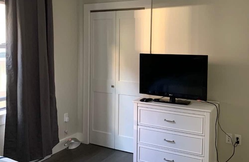 Bar Harbor Apartment | Beautiful, spacious one bedroom suites in downtown Bar Harbor, Maine.