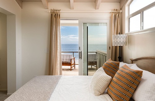 Ventura House | Totally redone beach house in front of amazing surf break
