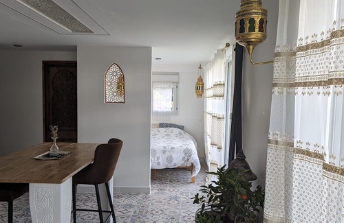 Dufau-Tourasse House | La Pause Andalouse, une Touche Unique Pour un Moment D'évasion !