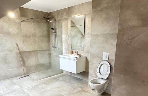 Mulhouse Apartment | Sublime Duplex Tout Équipé au Calme