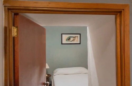Luis Jimenez Figueroa Apartment | Mi casa es tu casa.