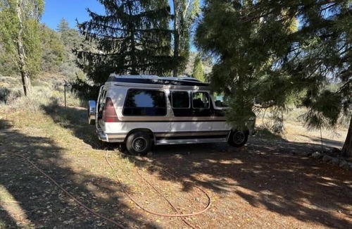 Wrightwood House | Vehicle home