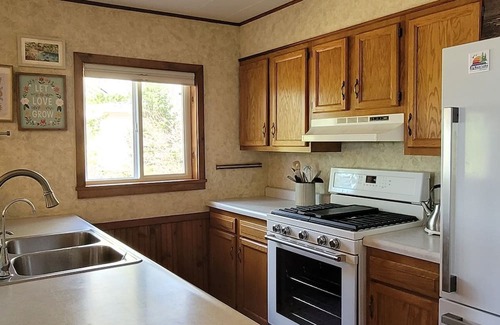 Johannesburg Cabin | Sandy Bottom Lakefront Cabin on all sports BIG BEAR LAKE, JOHANNESBURG, MICHIGAN