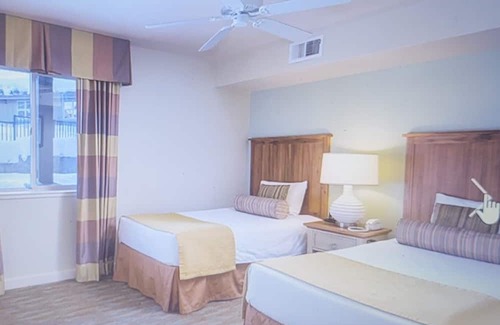 Round Hill Village Apartment | Cozy spacious 3-bedroom apt sleeps8 in Zephyr Cove with Wi-Fi, fitness room