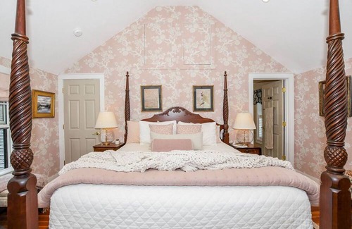 Marion Center House | Spacious home in the heart of Marion's charming village. Bike/walk/swim & enjoy!