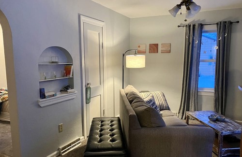 Kalamazoo House | This charming bungalow is located 5 minutes from downtown! A cozy family home.
