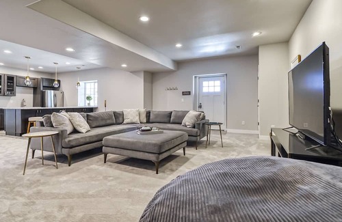 Arvada Apartment | Modern, Ultra-clean Guest Suite; Great for Kids!