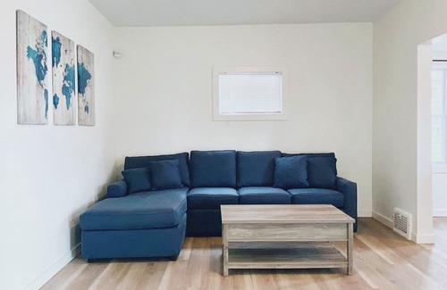Old Brooklyn Apartment | Beautifully Remodeled 1/2 Duplex Home in Old Brooklyn