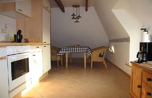 Fedderswarf Apartment | Apartment 'Ferienwohnung Nordwarft' with Private Terrace, Private Garden and Wi-Fi