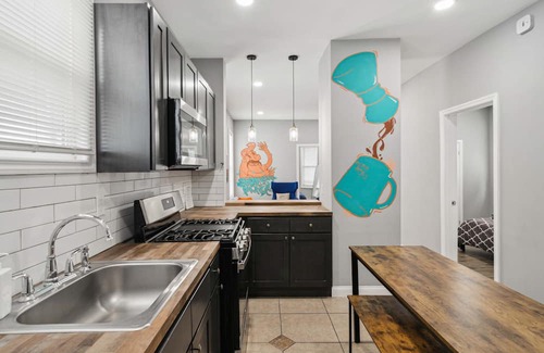 Elizabeth Apartment | Elegant and spacious 3Bed Apt in the heart of Elizabeth / 30min to Manhattan