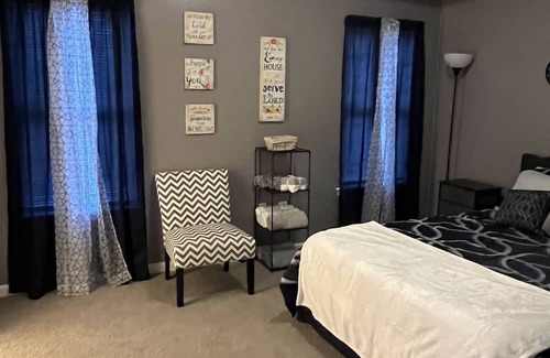 Augusta House | Nwely Renovated Home close by Hospitals and Augusta Nationals Golf Course