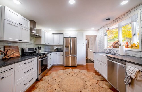 Lake Placid House | Cascade Farmhouse| Lake Placid!