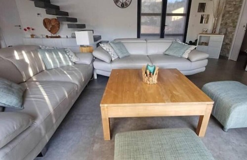 Merindol House | Maison Contemporaine Dans le Luberon