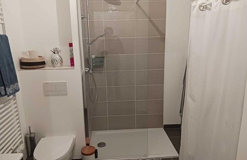 Mauguio Apartment | Very quiet studio with a beautiful terrace