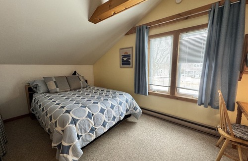 Southampton Cottage | The Loft at The Beach House Southampton - Unique Studio Apartment close to Beach
