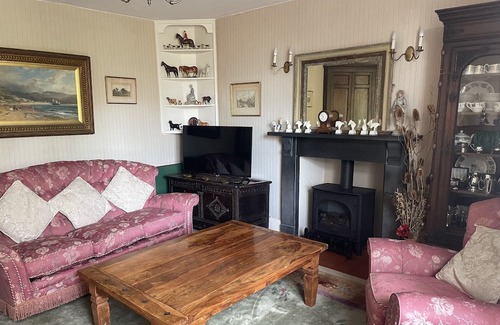 Broadwas Other | Self catering wing in Regency farmhouse close to the magnificent Malvern Hills