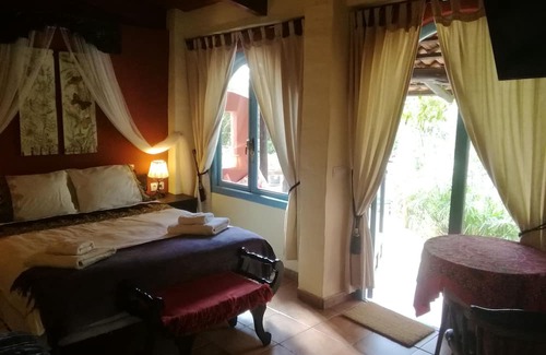 Gaucin Cottage | Lodge- Boutique Hotel