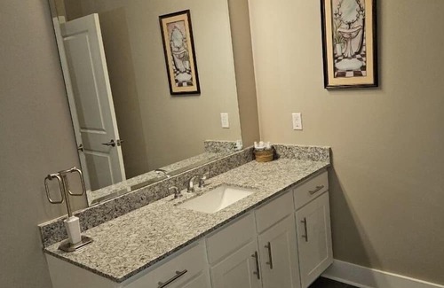 Covington Condo | Low Key Lux Apt, conveniently located right off I-20.
