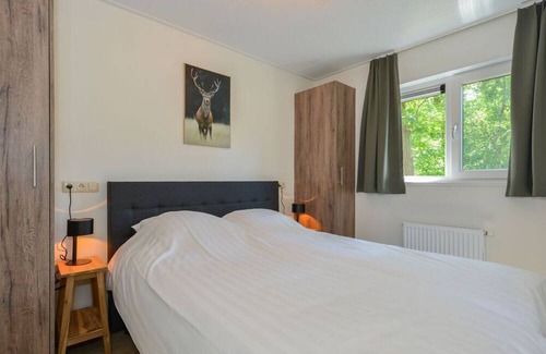 Zorgvlied Apartment | Pavilion 6 people with storage space